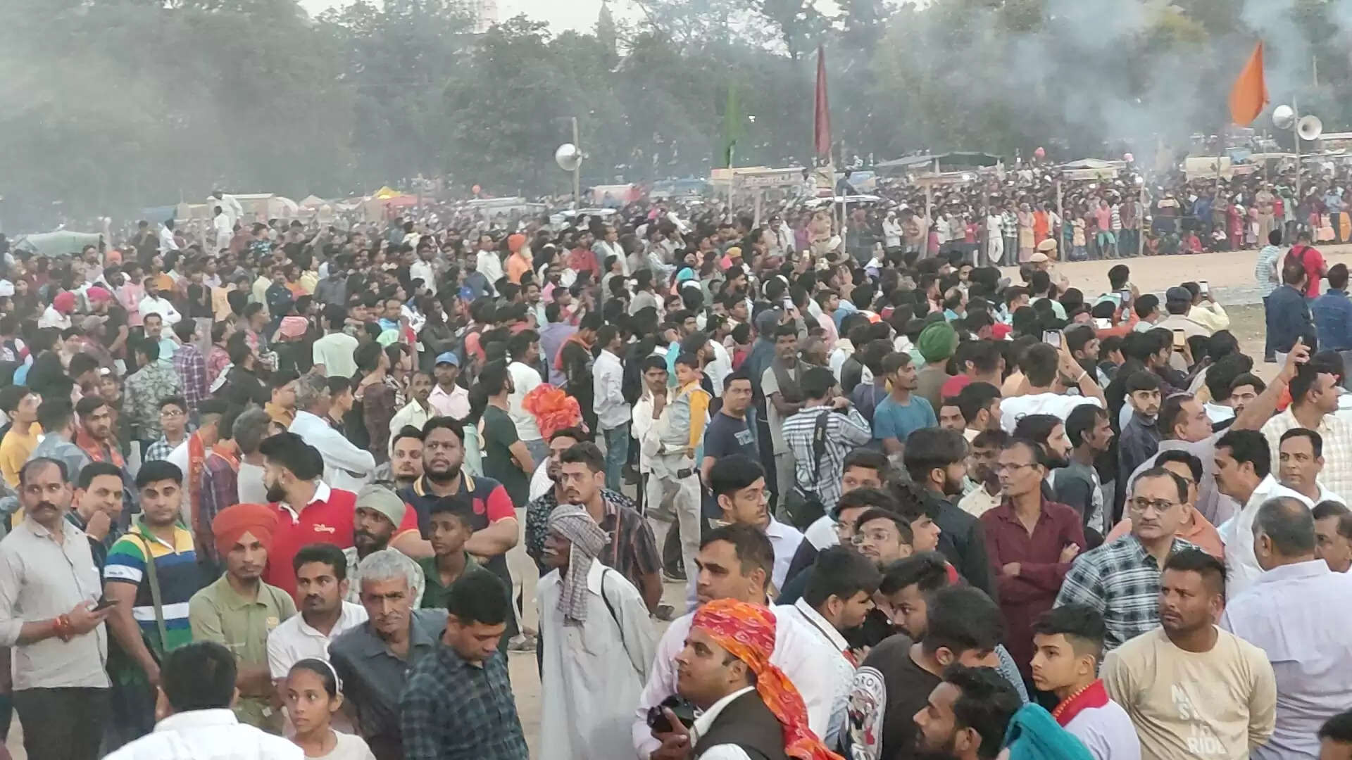 कुरूक्षेत्र दशहरा कमेटी द्वारा आयोजित दशहरा उत्सव में पहुंचे 50 हजार से अधिक लोग